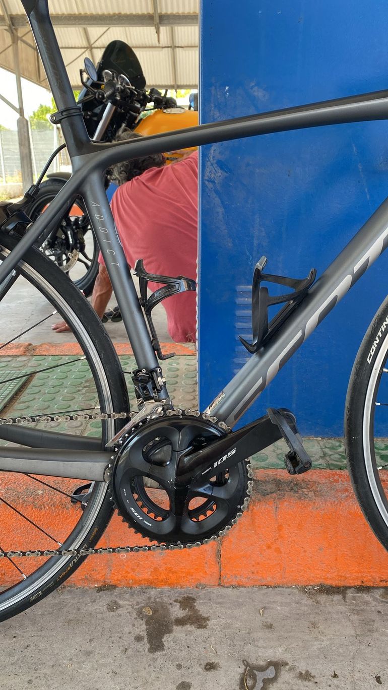 Scott Addict 10 2020 2020 Road & Gravel usato, Grigio chiaro — immagine 3 di 9