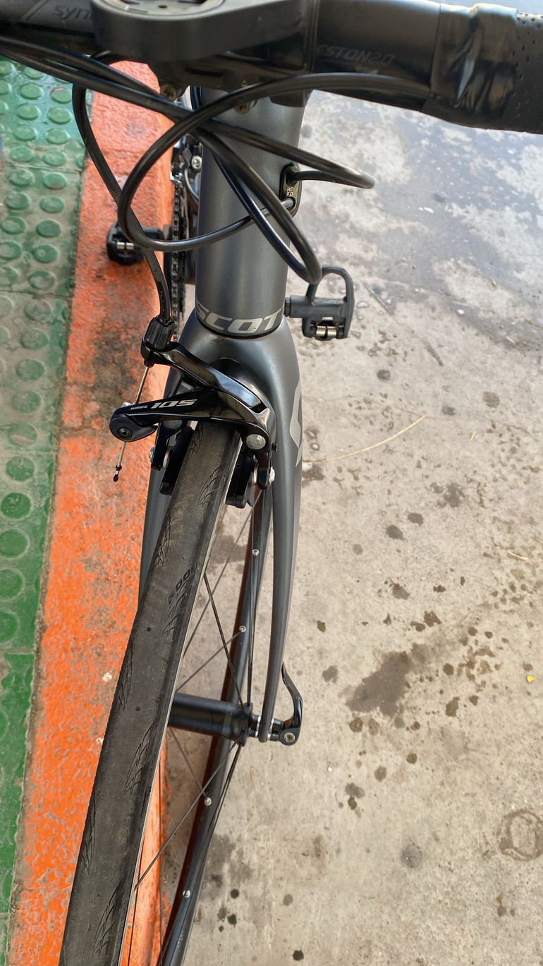 Scott Addict 10 2020 2020 Road & Gravel usato, Grigio chiaro — immagine 8 di 9