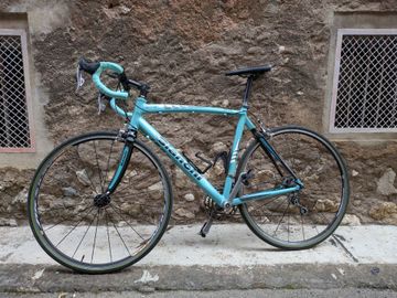 Bianchi Via Nirone 7 Alu-carbon Campagnolo Veloce 2008 Road & Gravel d'occasion — image 2 sur 13