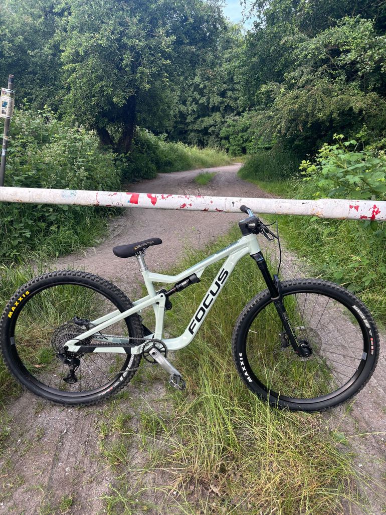 Gebrauchtes Focus JAM 6.8 2022 2022 Mountainbike, Grün, 29 — Bild 8 von 8
