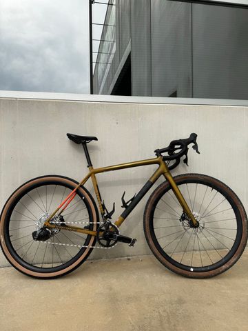 Used Specialized Crux Expert 2024 2024 Road & Gravel, Orange — image 1 of 7