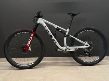 Specialized S-Works Epic 8 2026 Mountainbike usato, Grigio chiaro — immagine 9 di 11
