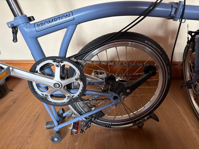 Used Brompton C Line Edition Explore 2023 2023 Urban, Light Gray — image 3 of 5