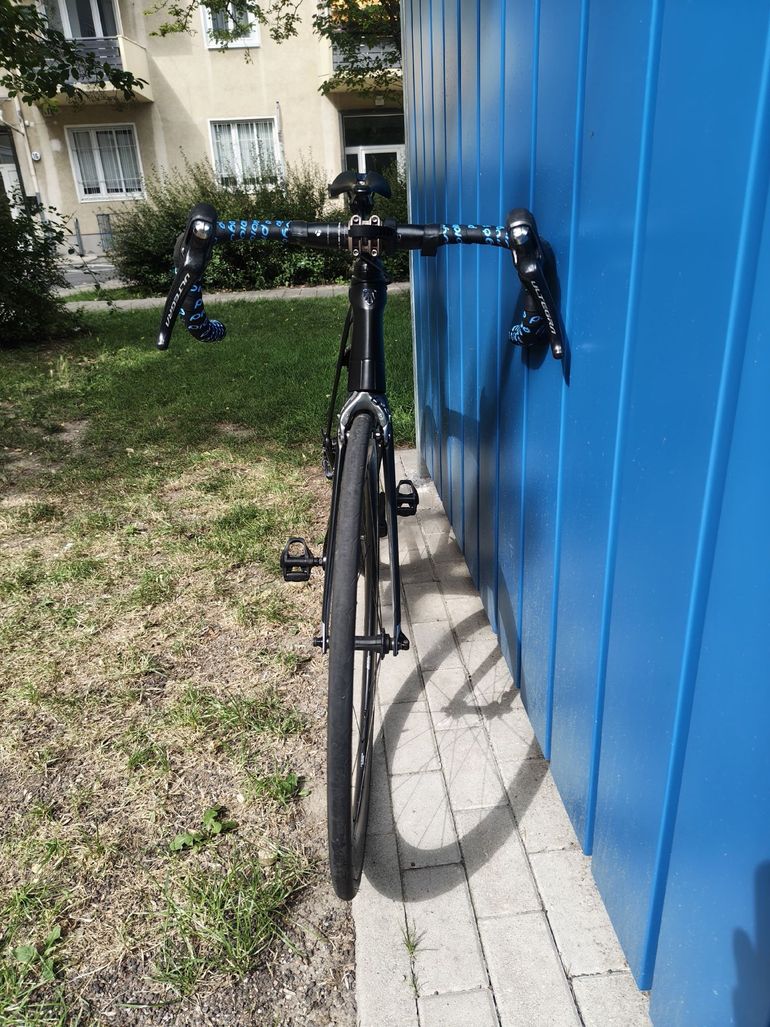 Used Trek Madone 9.0 2018 2018 Road & Gravel, Black — image 5 of 22
