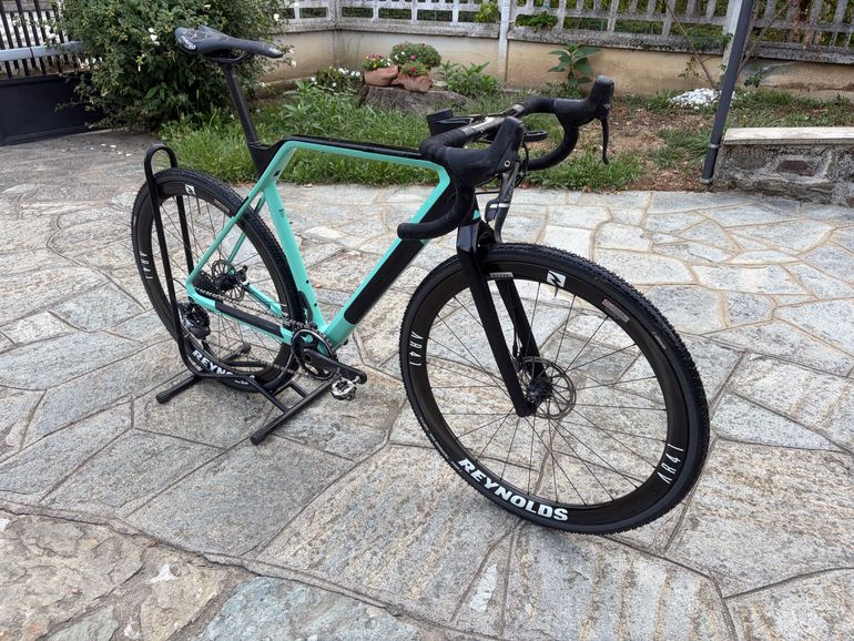 Canyon Inflite CF SL 8.0 2021 2021 Road & Gravel usato, Verde — immagine 3 di 7