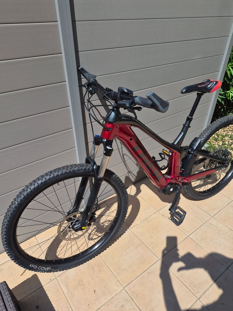 Brugt Trek Powerfly FS 4 500 2022 2022 Mountainbike — billede 2 af 3