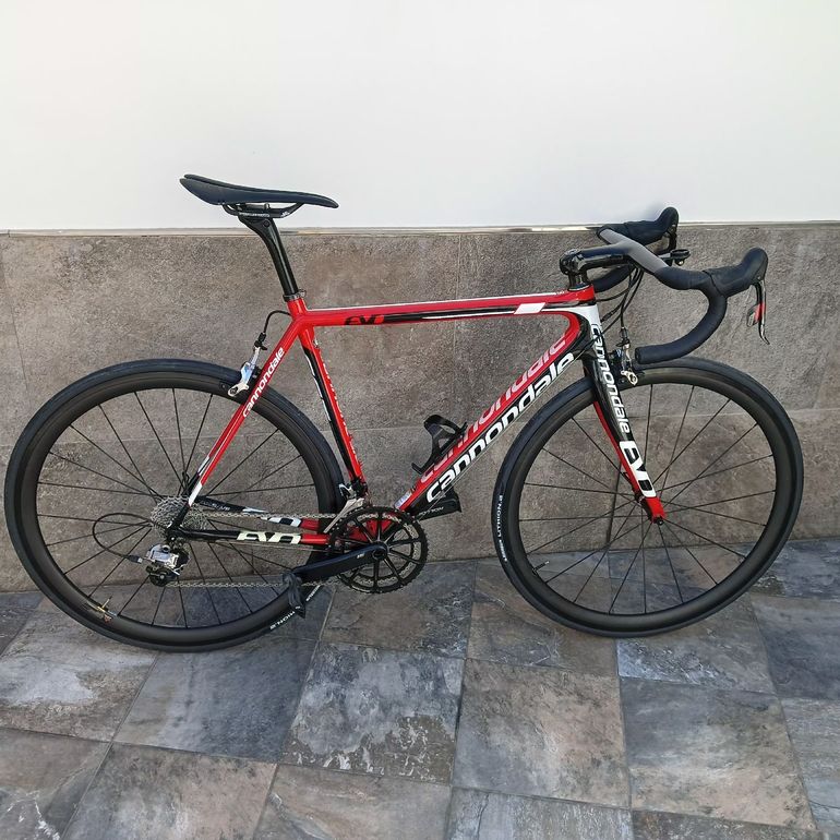 Used Cannondale Supersix SRAM Red 2014 Road & Gravel, Red — image 2 of 6
