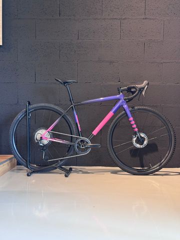Tweedehands Specialized Crux Comp 2025 2025 Road & Gravel — afbeelding 1 van 4