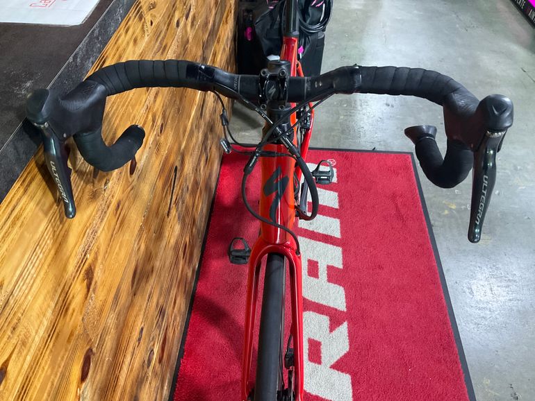 Used Specialized Roubaix Expert 2019 2019 Road & Gravel, Red — image 5 of 8
