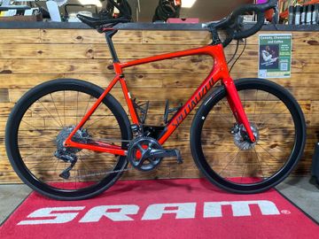 Used Specialized Roubaix Expert 2019 2019 Road & Gravel, Red — image 1 of 8