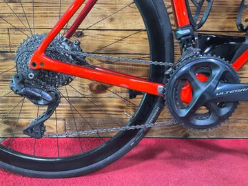 Used Specialized Roubaix Expert 2019 2019 Road & Gravel, Red — image 2 of 8