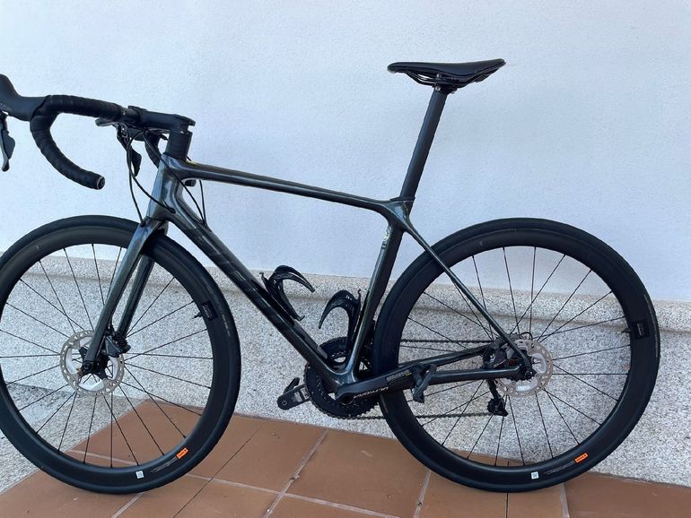Used Giant TCR Advanced Pro Disc 1 2023 Road & Gravel, Black — image 2 of 5