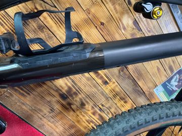 Used Specialized Stumpjumper Expert 2022 2022 Mountainbike, Black — image 7 of 11