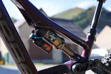 Gebrauchtes Orbea OCCAM M30 LT 2022 2022 Mountainbike, Violett, 29 — Bild 2 von 11