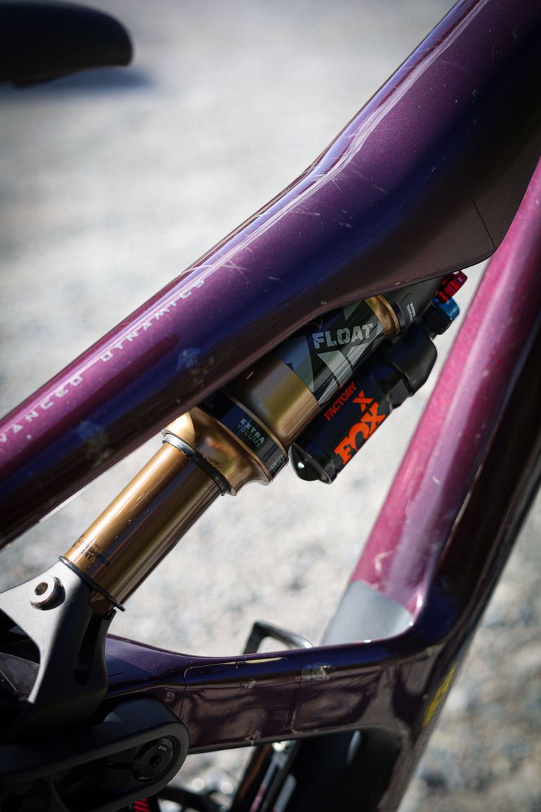 Gebrauchtes Orbea OCCAM M30 LT 2022 2022 Mountainbike, Violett, 29 — Bild 6 von 11