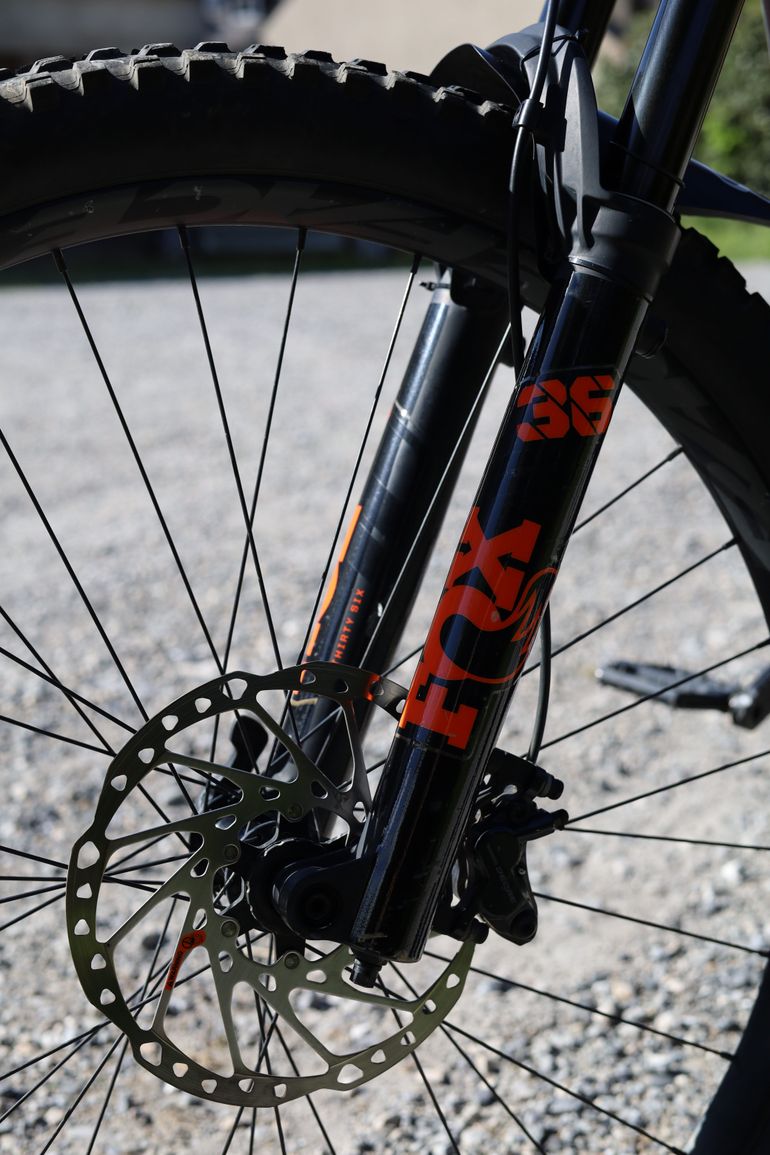 Gebrauchtes Orbea OCCAM M30 LT 2022 2022 Mountainbike, Violett, 29 — Bild 8 von 11