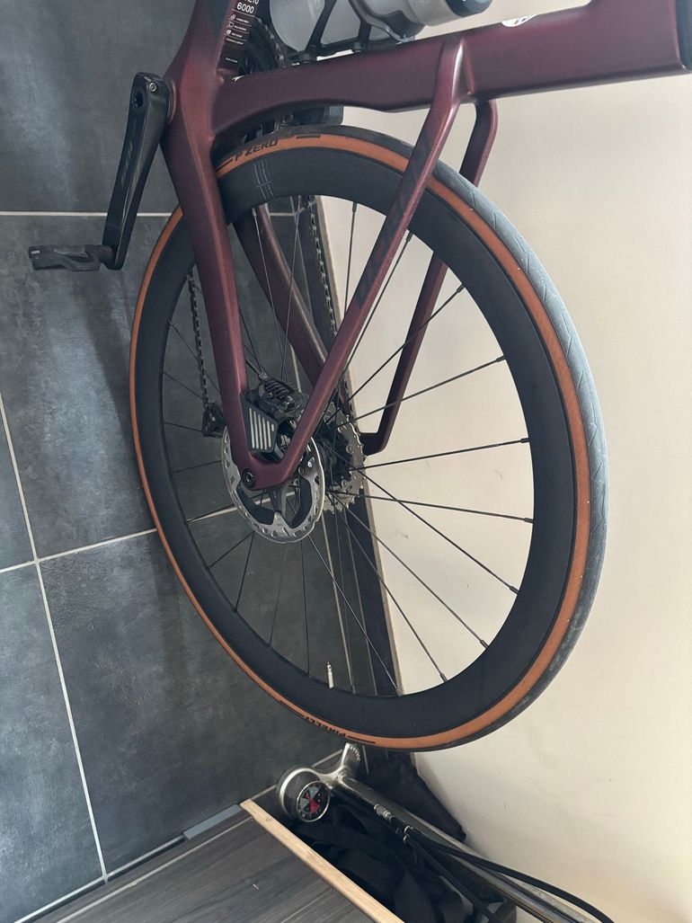 Used Merida REACTO 6000 2024 2024 Road & Gravel, Red — image 4 of 9