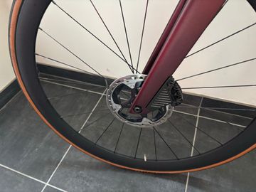 Used Merida REACTO 6000 2024 2024 Road & Gravel, Red — image 5 of 9