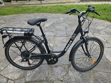 Used NILOX J5 IREN 2025 Urban, Black — image 1 of 3