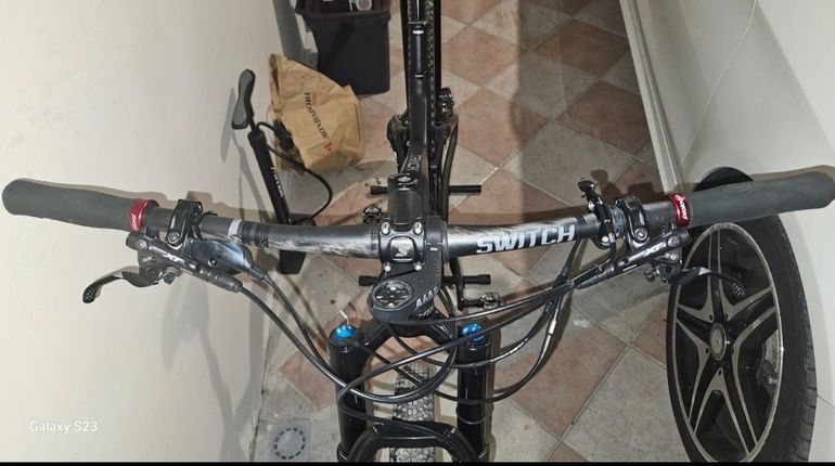 Used Megamo Track 2021 Mountainbike, Black — image 5 of 6
