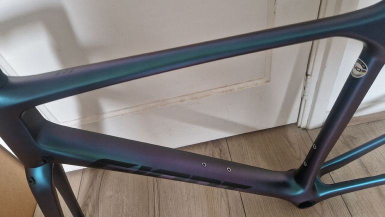 Used Giant Tcr Frameset 2022 2022 Road & Gravel, Purple — image 3 of 7