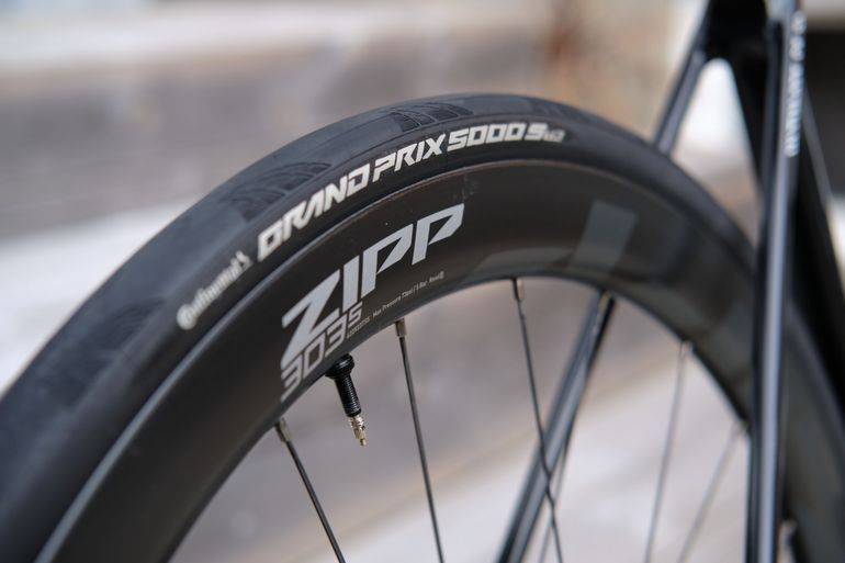 Used Canyon Ultimate CF SL 8 2023 2023 Road & Gravel, Black — image 6 of 9