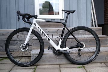 Used Canyon Ultimate CF SL 8 2023 2023 Road & Gravel, Black — image 2 of 9