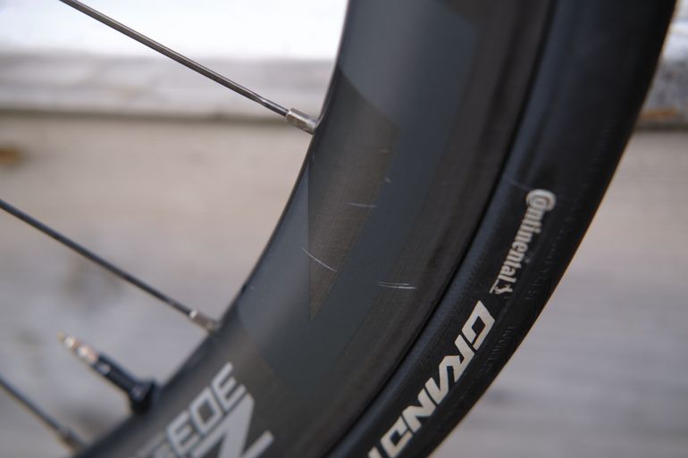 Used Canyon Ultimate CF SL 8 2023 2023 Road & Gravel, Black — image 4 of 9