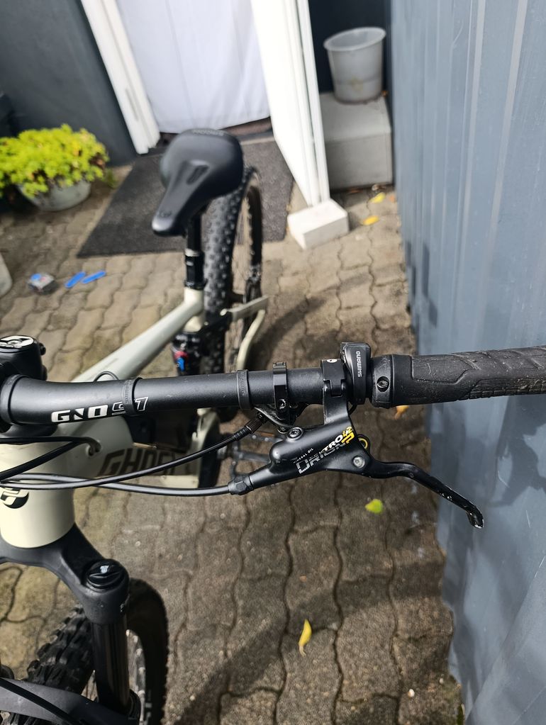 Gebrauchtes Ghost Hybride SLAMR S1.7+ 2019 2019 Mountainbike, Schwarz, 27.5 — Bild 7 von 7