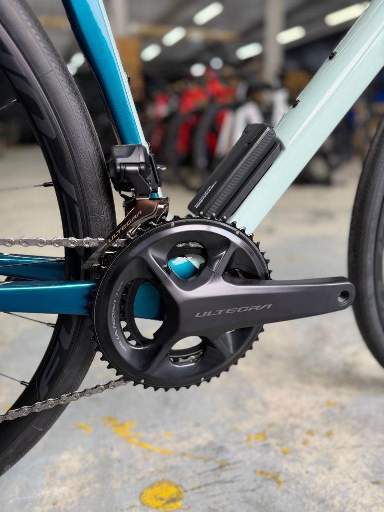 Cannondale Synapse Carbon 2 RLE 2023 2023 Road & Gravel usato, Grigio chiaro — immagine 12 di 24
