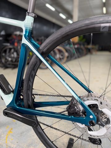 Cannondale Synapse Carbon 2 RLE 2023 2023 Road & Gravel usato, Grigio chiaro — immagine 24 di 24