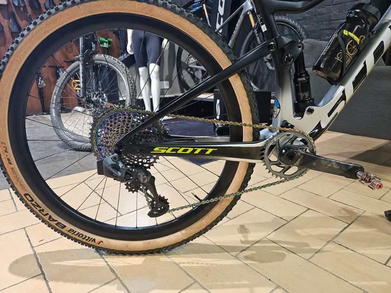 Käytetty Scott Spark RC 900 World Cup AXS 2021 2021 MTB