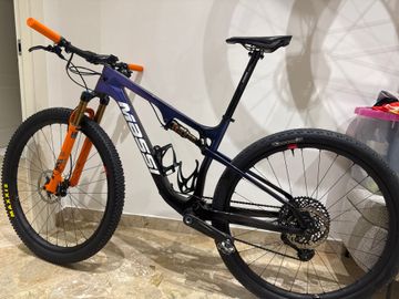 Massi Aire SRAM XX1 Eagle AXS 2022 Mountainbike d'occasion — image 1 sur 8