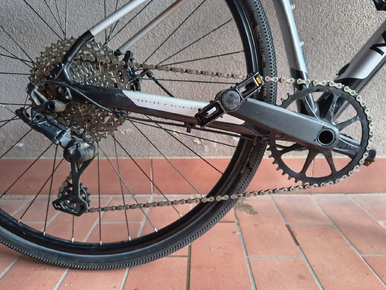 Used Marin Gestalt X10 2021 2021 Road & Gravel, Light Gray — image 3 of 8