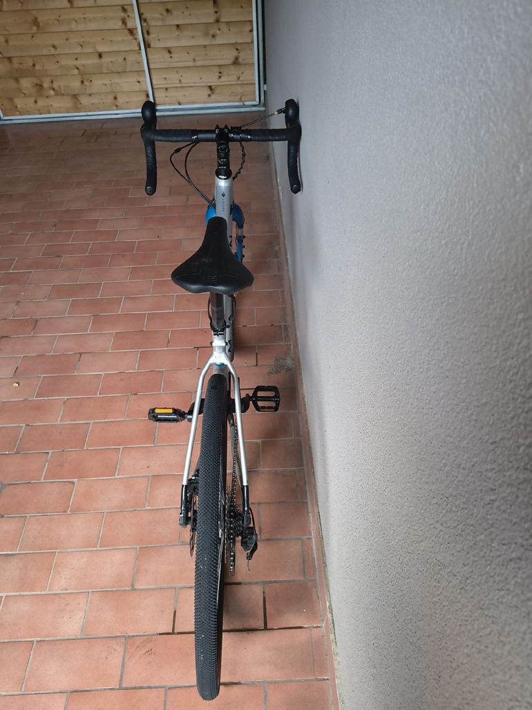 Used Marin Gestalt X10 2021 2021 Road & Gravel, Light Gray — image 7 of 8