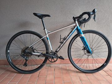 Used Marin Gestalt X10 2021 2021 Road & Gravel, Light Gray — image 1 of 8