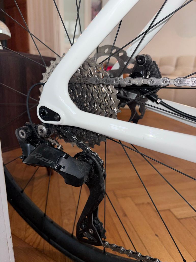 Used Bianchi Sprint Shimano 105 Di2 2025 Road & Gravel, White — image 7 of 8