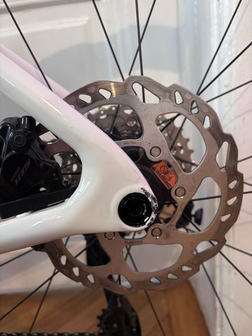 Used Bianchi Sprint Shimano 105 Di2 2025 Road & Gravel, White — image 4 of 8