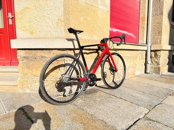 Použité Canyon Ultimate CF SL 7 2025 2025 Road & Gravel — obrázek 4 z 6