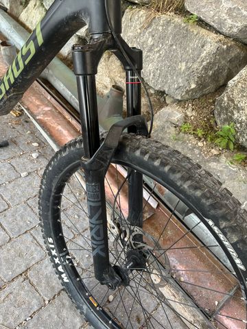 Použité Ghost Riot Trail Pro 2023 2023 Mountainbike — obrázek 4 z 10