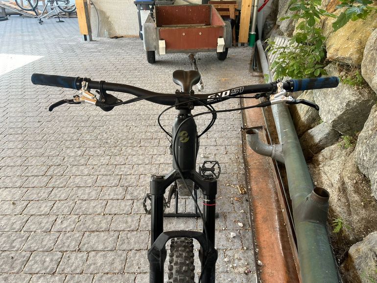 Použité Ghost Riot Trail Pro 2023 2023 Mountainbike — obrázek 5 z 10