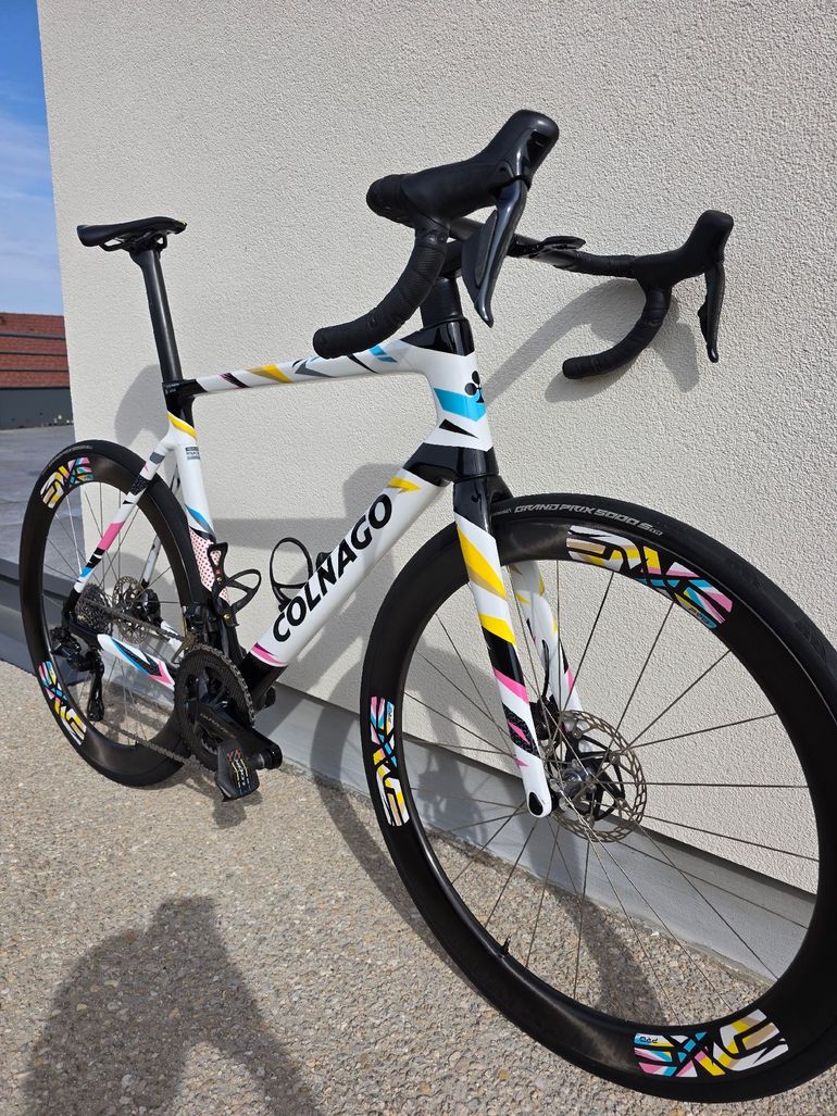 Used Colnago V4RS Shimano Dura Ace Di2 2025 Road & Gravel, White — image 3 of 5
