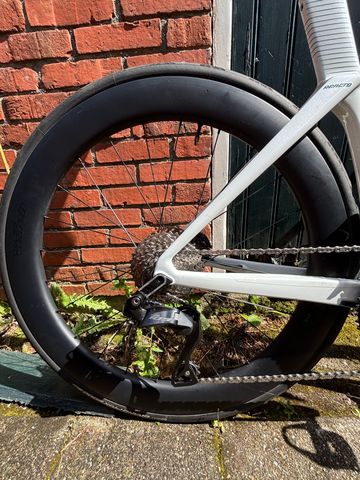 Used Merida REACTO 7000 2027 2027 Road & Gravel, White — image 7 of 10