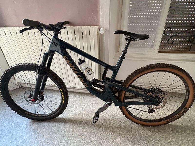 Použité Santa Cruz Nomad R / Carbon C / 27.5 2020 2020 MTB