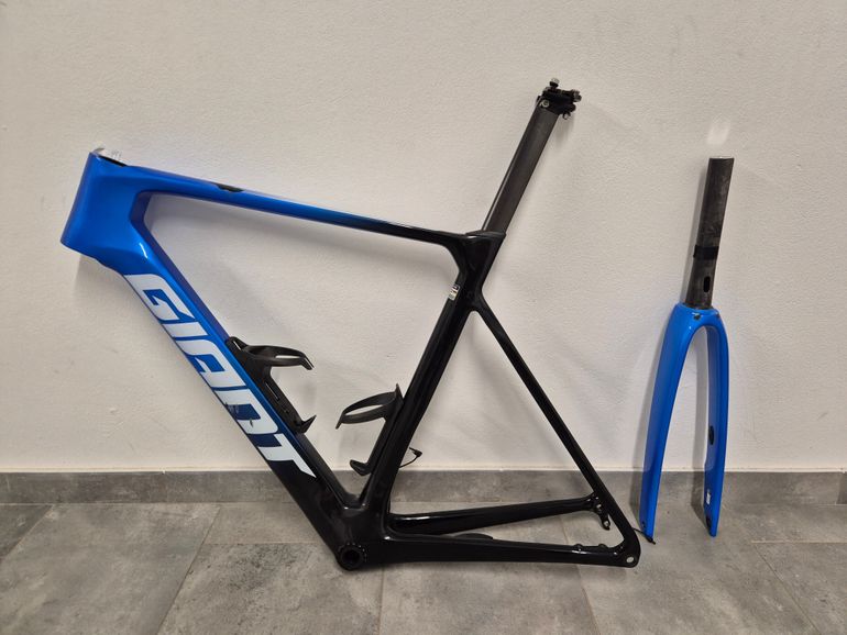 Giant Propel Advanced Pro 0 2024 Frameset 2024 Road & Gravel d'occasion — image 6 sur 6