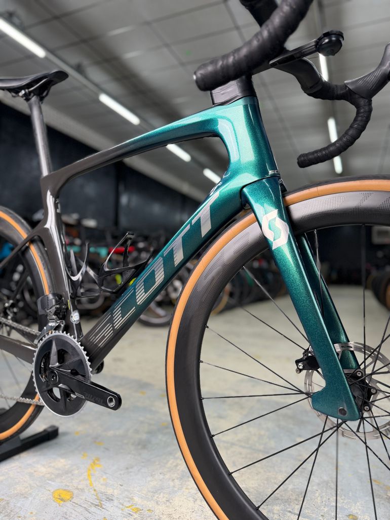 Używany Scott Foil RC 20 2022 2022 Road & Gravel — zdjęcie 4 z 26