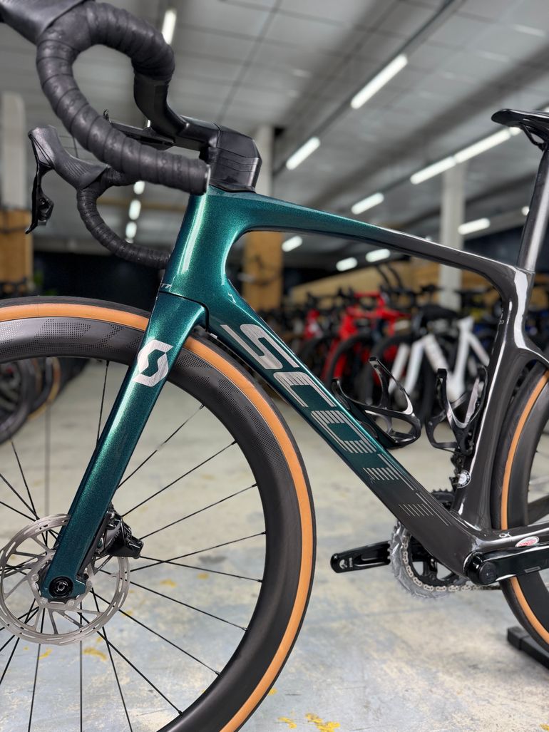 Używany Scott Foil RC 20 2022 2022 Road & Gravel — zdjęcie 21 z 26