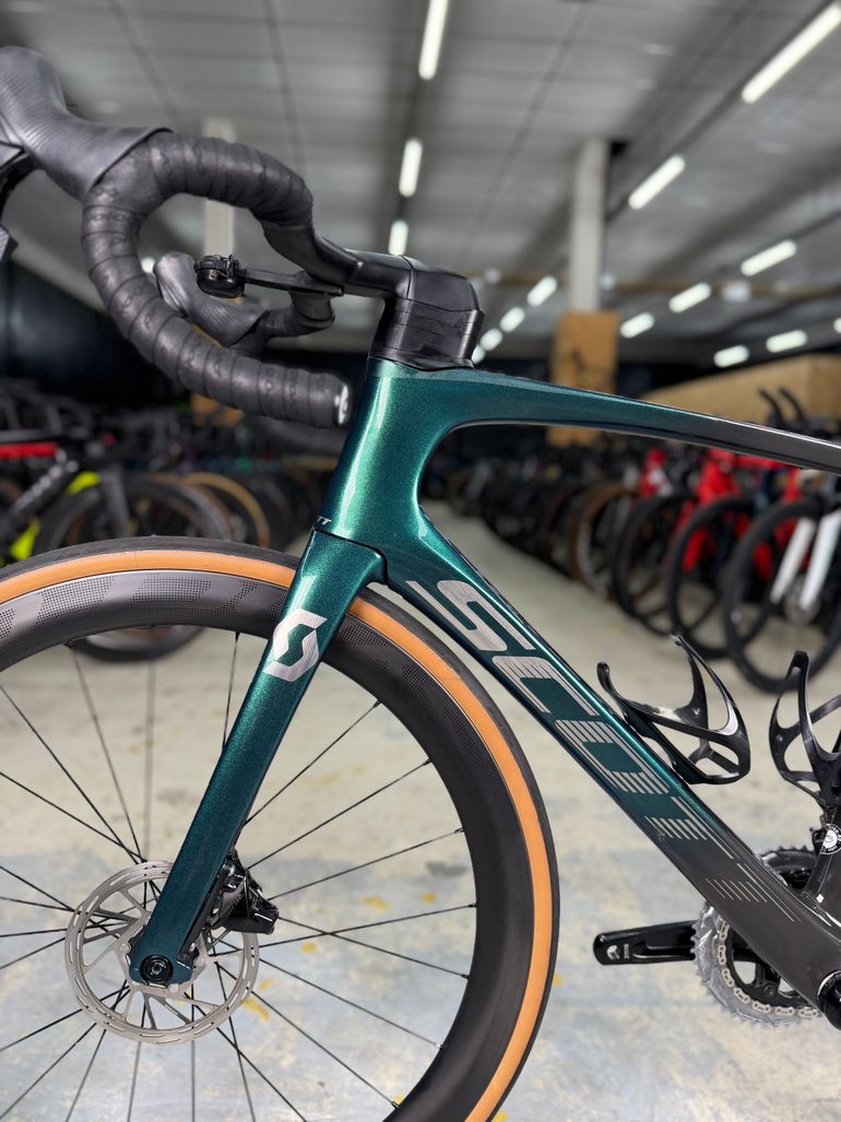 Używany Scott Foil RC 20 2022 2022 Road & Gravel — zdjęcie 22 z 26