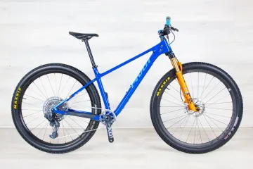 Used Pivot LES SL 2023 Mountainbike, Blue — image 2 of 15