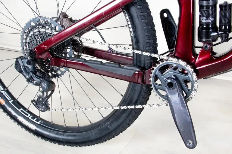 Used Norco Optic C2 2022 Mountainbike, Red — image 4 of 18